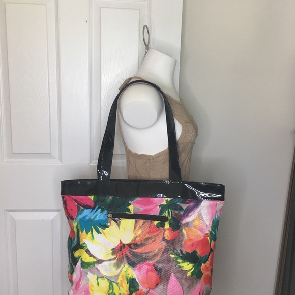 Large Floral & Patent Leather Shoulder Tote - Picture 5 of 5